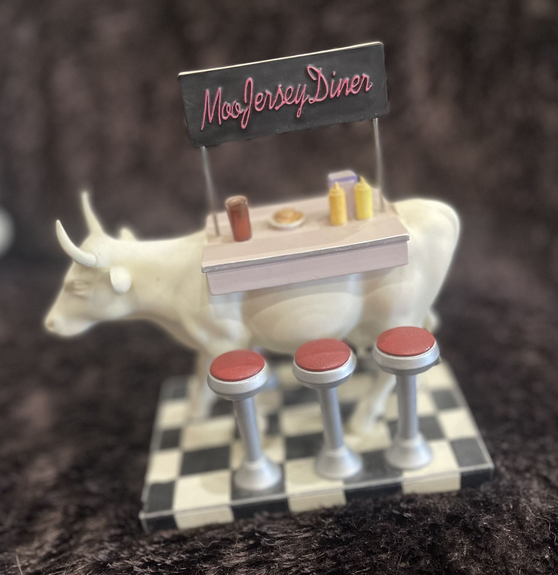 Moo Jersey Diner. #10248 Cow Parade Westland