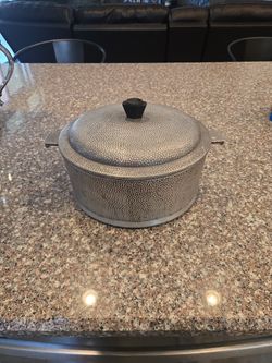 Flavor Seal Aluminum Dutch Oven