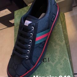 Gucci Shoes 