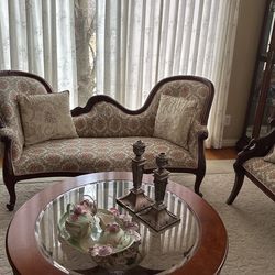 Beautiful Sofa Never Used 