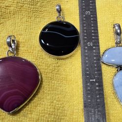 Gemstone Pendants/Necklaces 