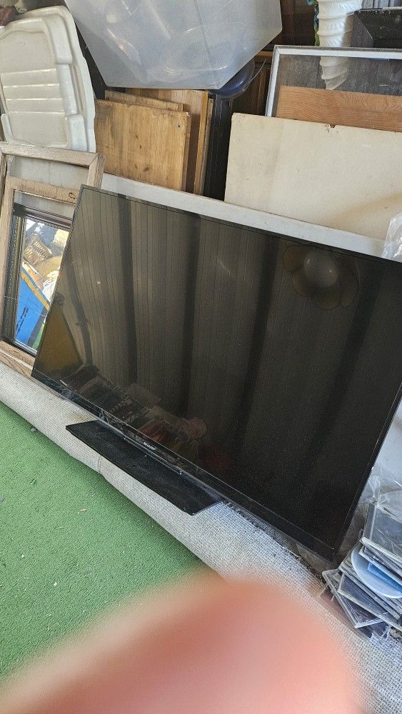 Sharp Flat 50inch TV