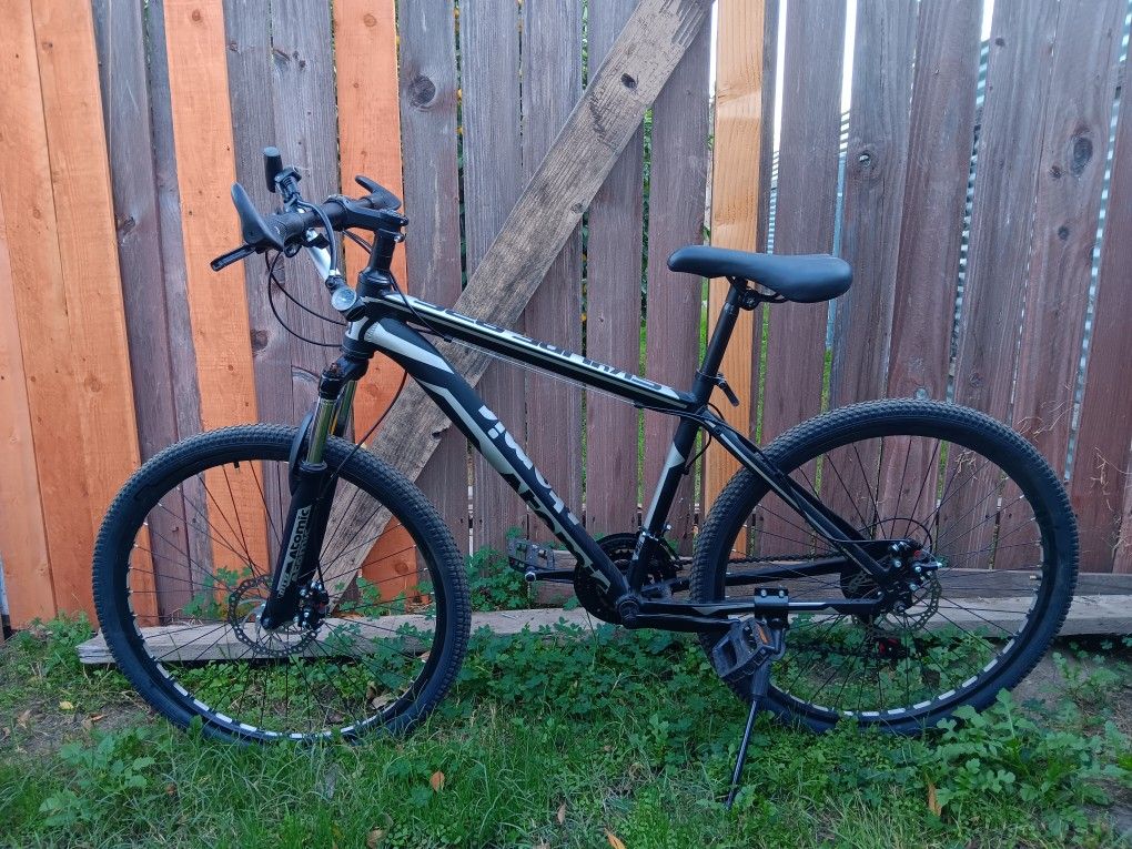 Like New Atomic Skyline 926 Model Bike for Sale in San Bernardino CA OfferUp