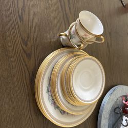 Lenox China Flower Song Set