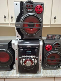 Panasonic SA-AK630 CD Changer Cassette Stereo System Speakers Subwoofer w/ Remote
