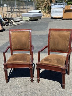 2 Chairs