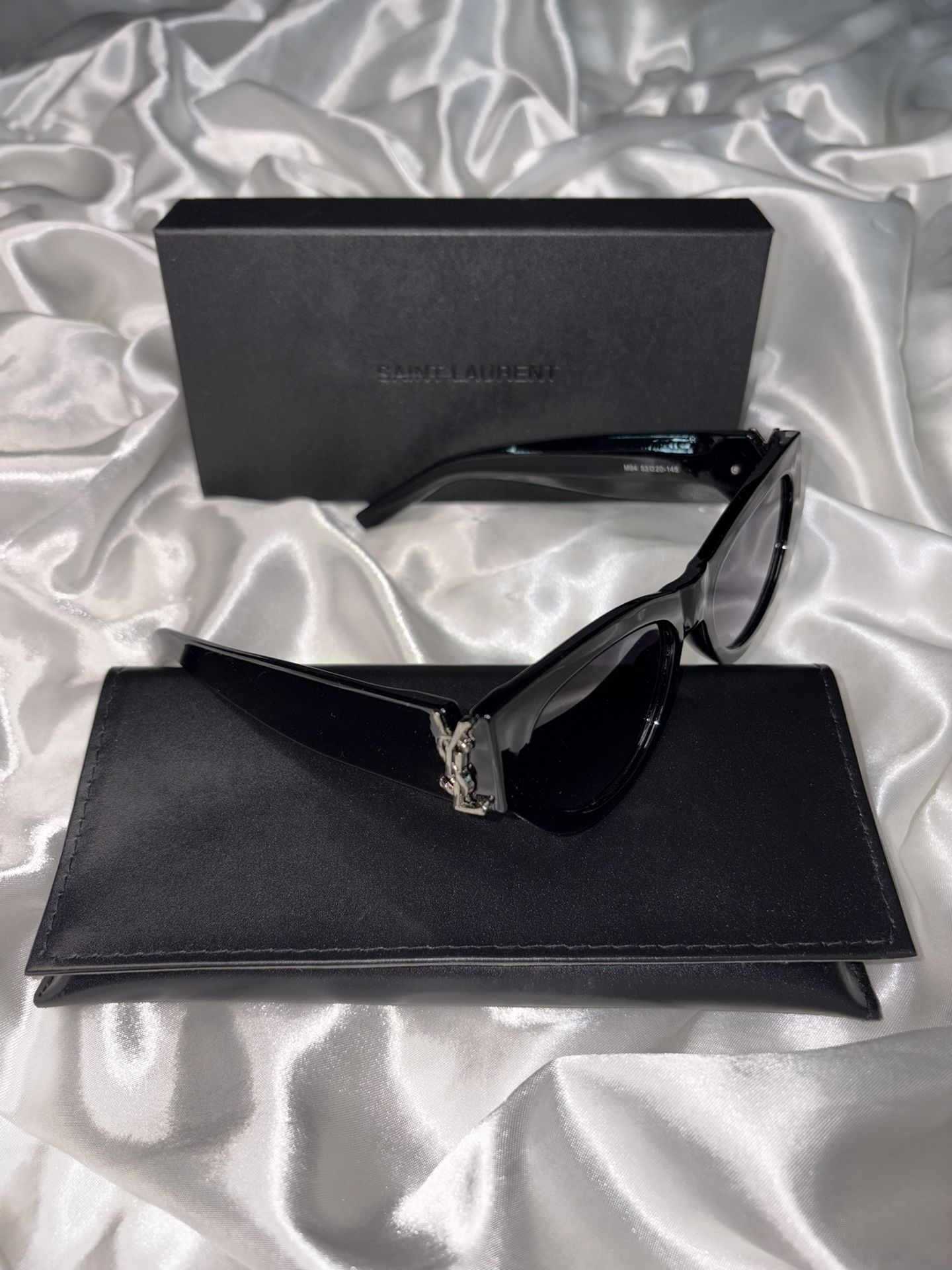 Sunglasses ✨