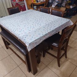 Dining Set
