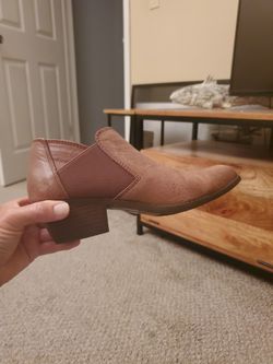 Womens Me Too Size 6.5 Boots