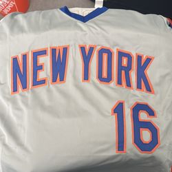 Signed Dwight “doc” Gooden mets baseball  jersey