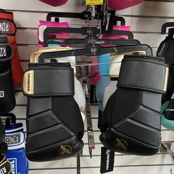 Hayabusa T3 Boxing Gloves