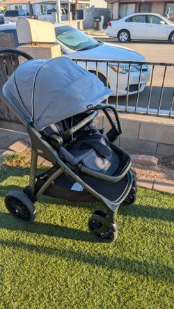 Chicco Corso Travel System (Includes Infant Car Seat + 2 Bases) – $200 OBO