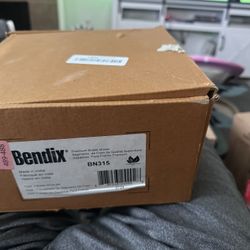 Bendix Premium 315 Rear Brake Shoe for Select Models Porsche 924, Volkswagen Beetle, Beetle, Brasilia, Karmann Ghia, Sedan, Super Beetle, Thing