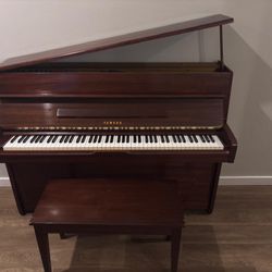 Upright piano Yamaha U1