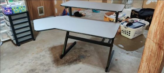 Super-functional L-Shaped Office Desk