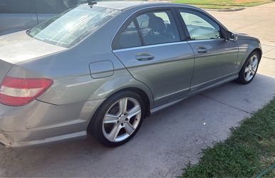 2010 Mercedes-Benz C-Class