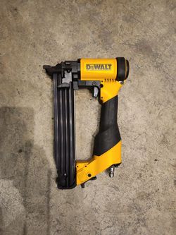 Dewalt 1" crown stapler