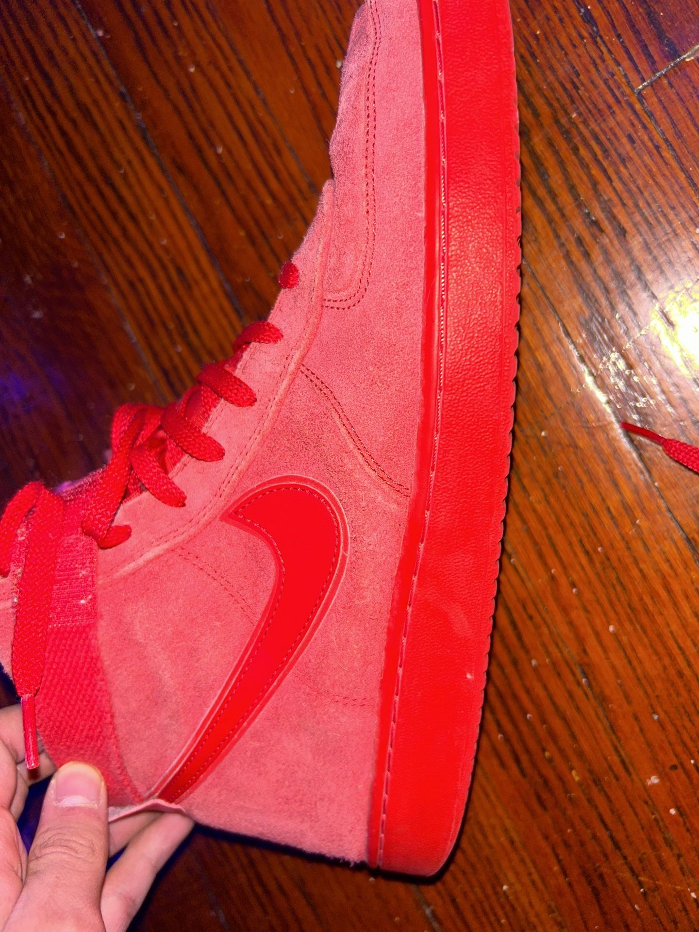 Red sneakers Nike 10.5 for men
