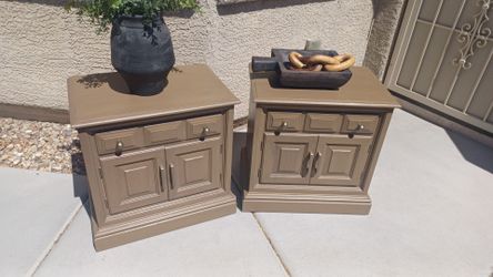 wood nightstands set