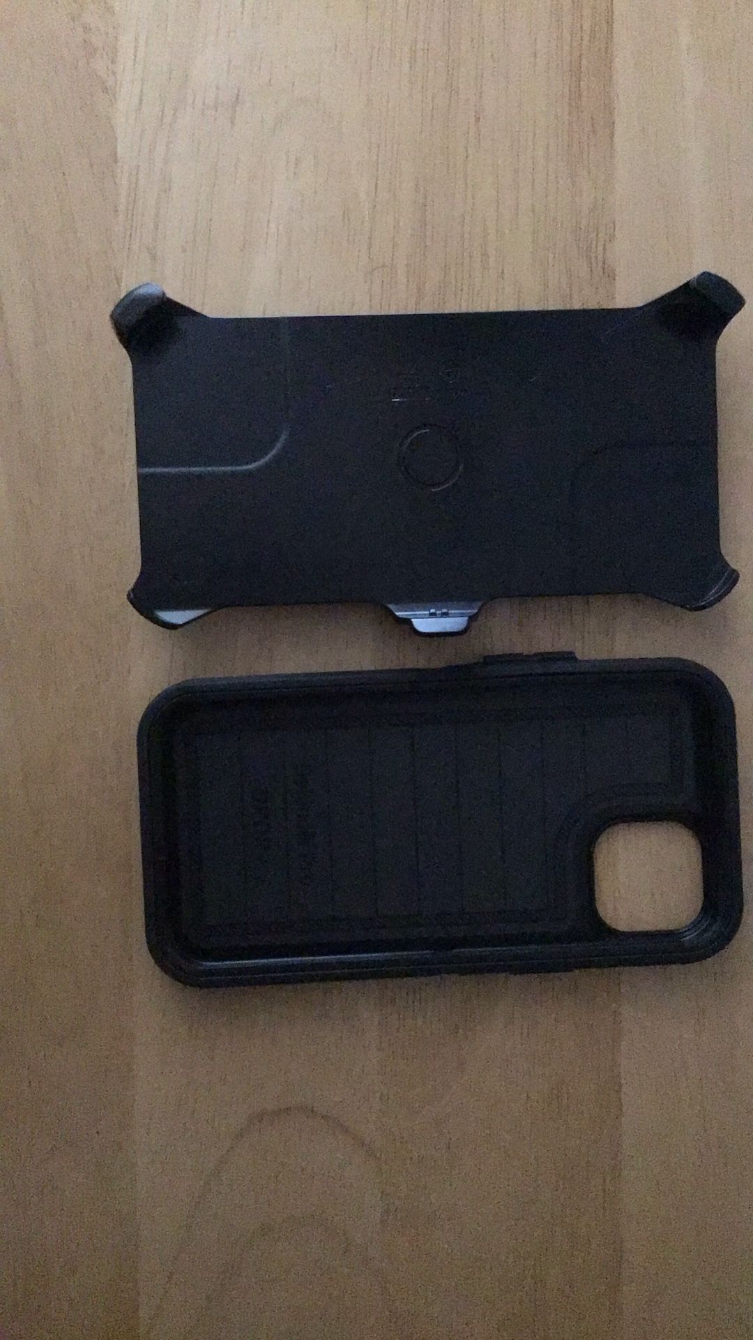 iPhone Otterbox Defender Pro