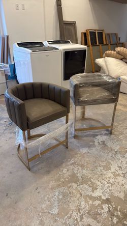Counter height bar stools RH