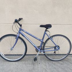 Cannondale 28-in 21-speed Very Light Hybrid Mountain/Road Bike - 19-in Step Through Frame - NEW Tubes (MSRP $550)
