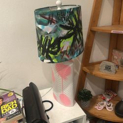 Lamp Gotta Sell