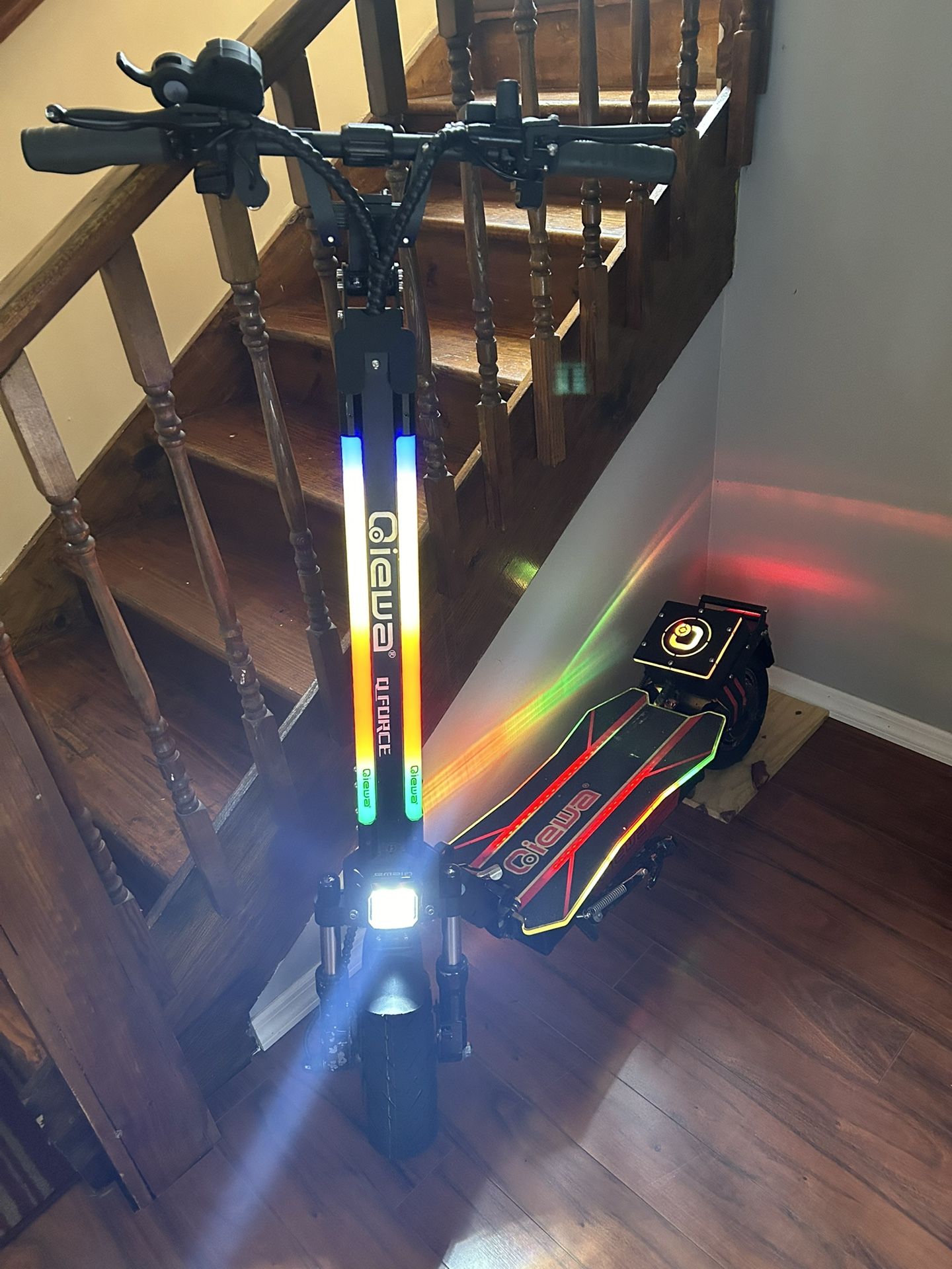 35 Mph Scooter Brand New Tires Looking To Get 700