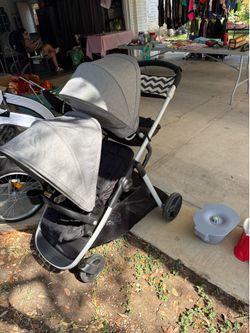 Great stroller (make  offer)