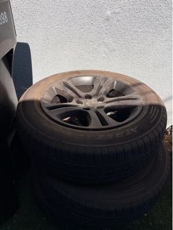 Dodge Charger Tires & Rims