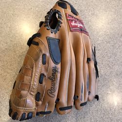 Rawlings RBG97 11 1/2 Inch Glove