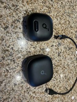 Head phones