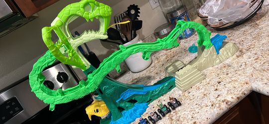 Mini monster trucks