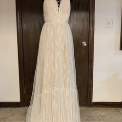 Beautiful boho/beach wedding dress from BHLDN... ❤️