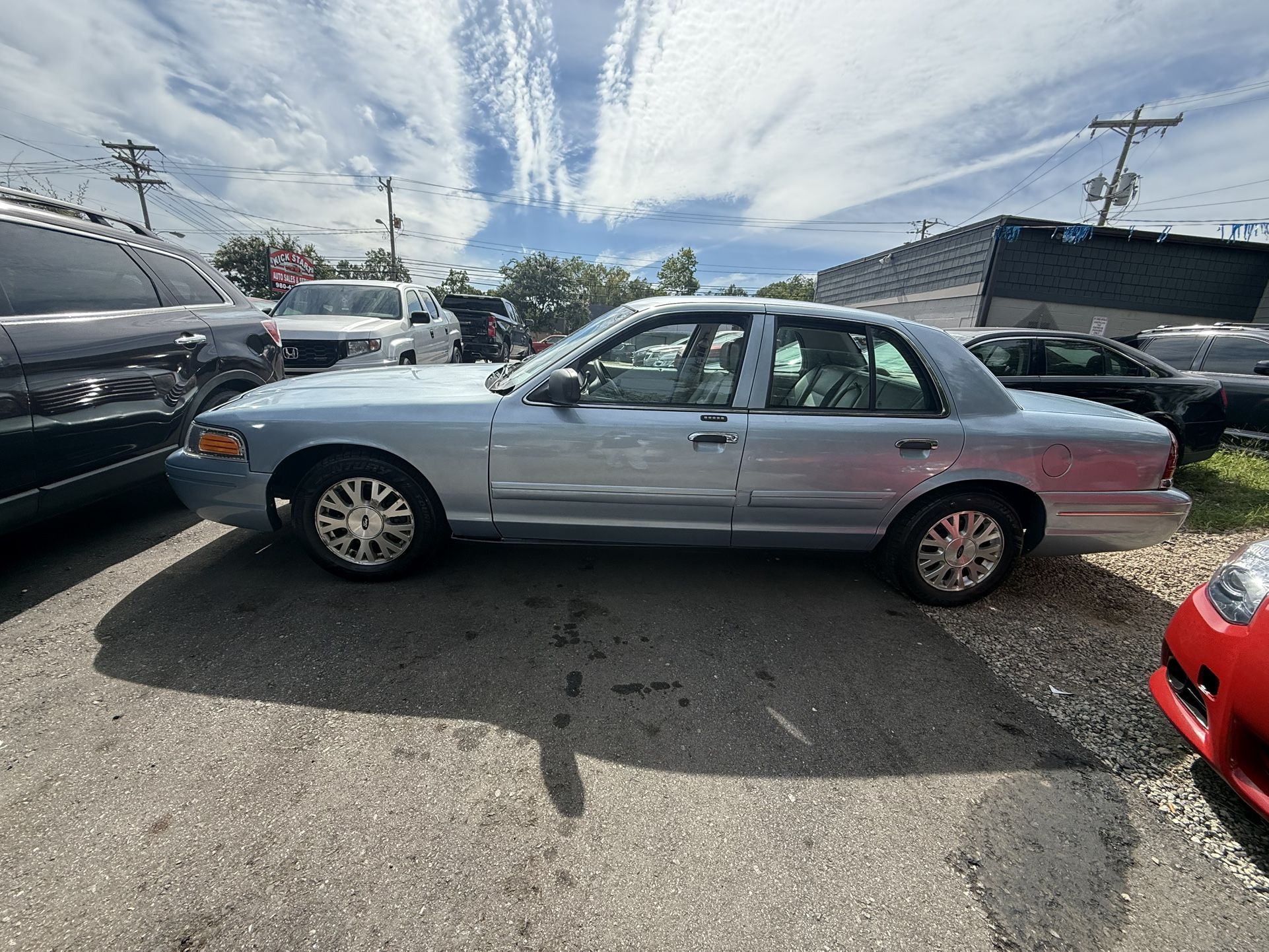 2003 Ford Crown Victoria