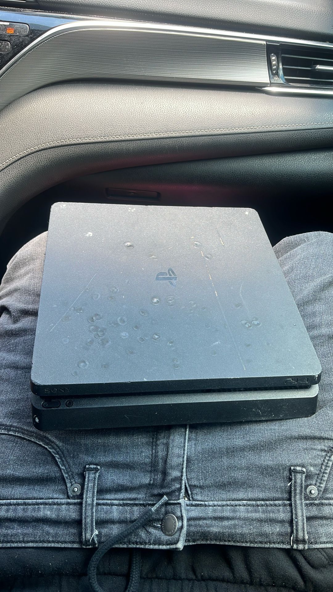 PS4