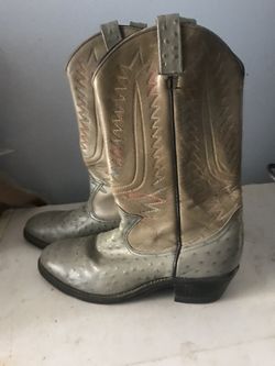 Boots Size 11