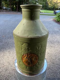 Vintage BAYERS MILK Hartford, CT Milk Can
