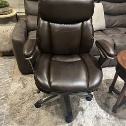 Serta Smart Layers Brown Chair 
