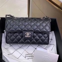 CHANEL Classic Flap CF