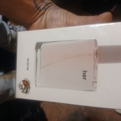 HER PARFUME 