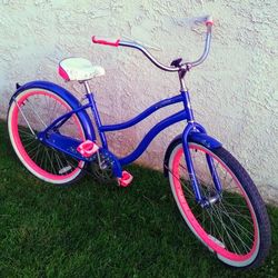 Women's huffy 26" Beach Cruiser bike bicicleta