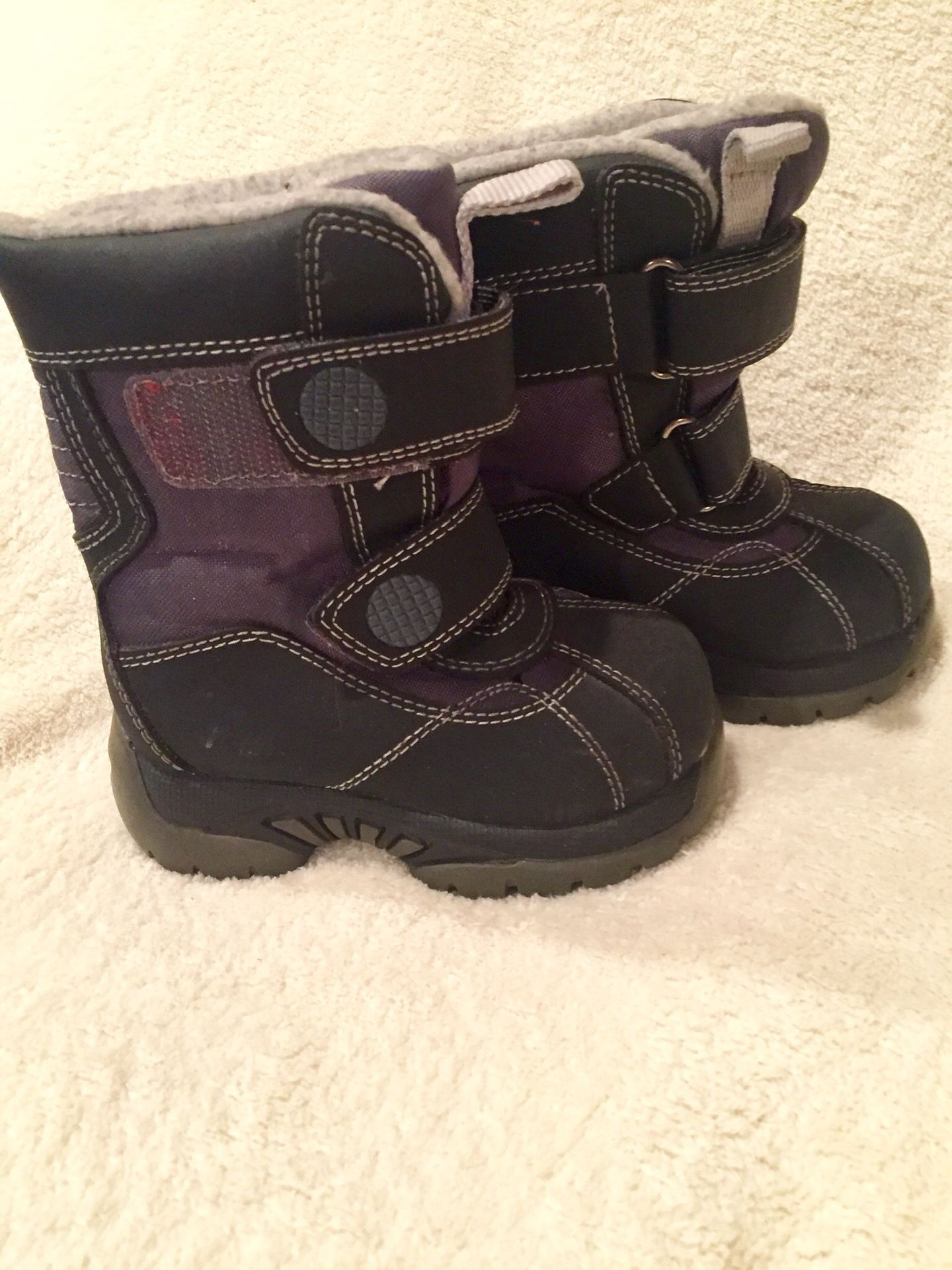 Sz 5 EUC Black Unisex (Girl / Boy) Snow Boots