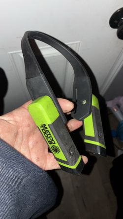 600 LUMEN RECHARGEABLE NECK LIGHT - GREEN