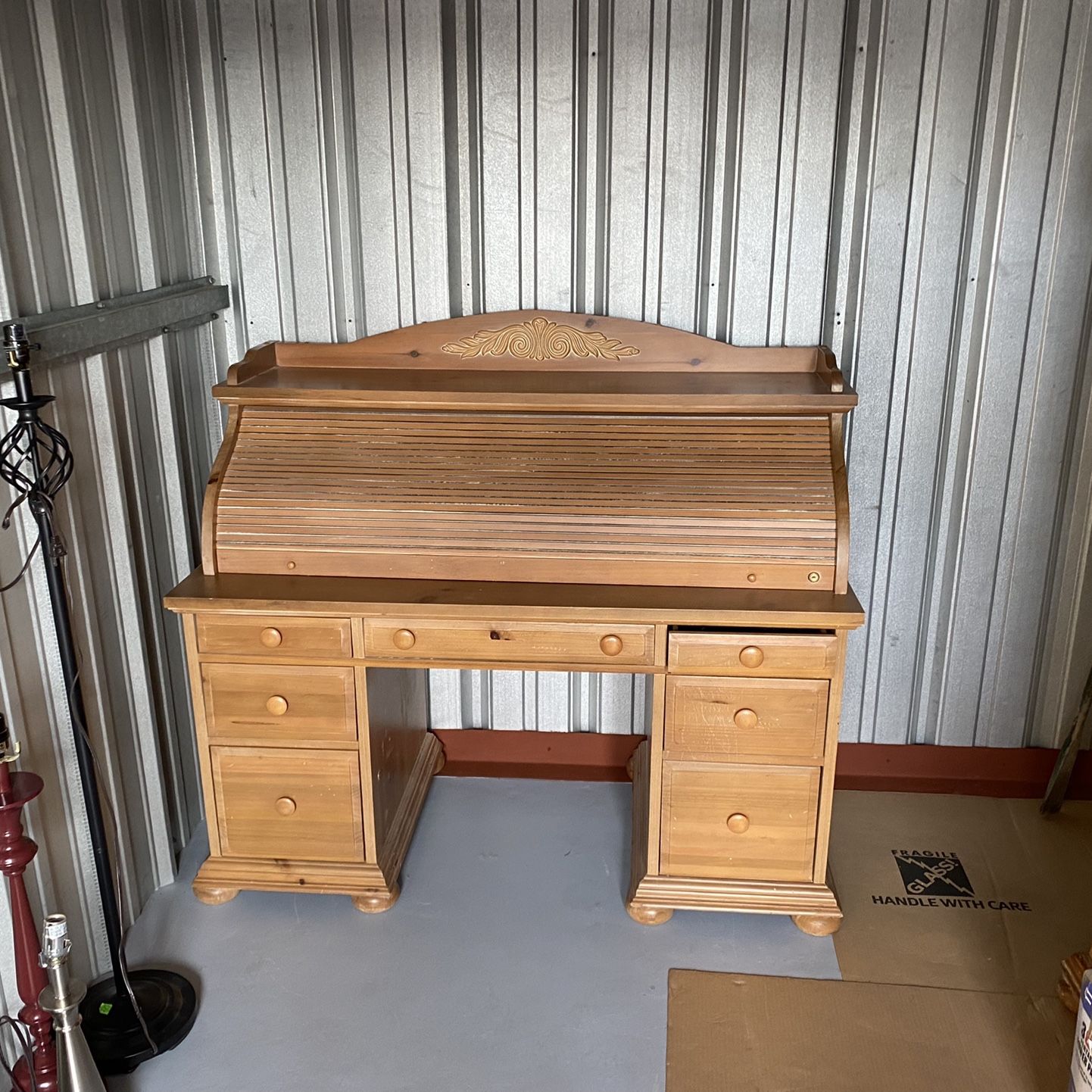Broyhill fontana desk deals