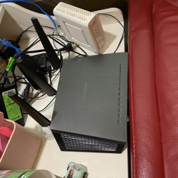 Modem And Router 