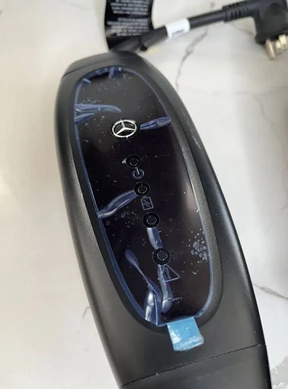 Mercedes Benz portable EV Charger 120v