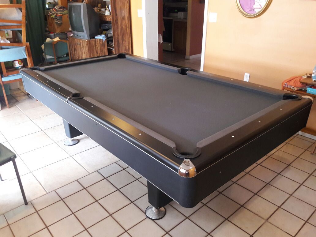 8' Olio Professional Series Pool Table for Sale in Fort Worth, TX - OfferUp