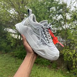Off white Odsy 1000