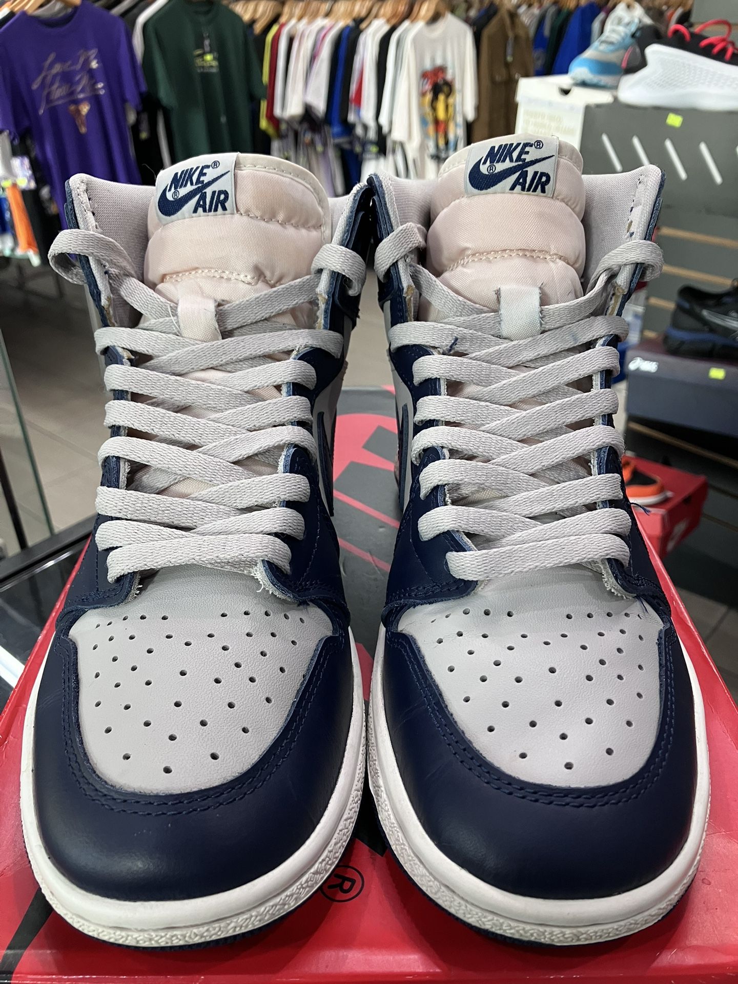 Air Jordan 1 Retro High 85 Georgetown